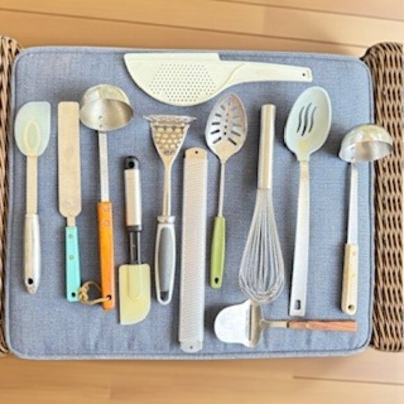 🍴 Mixed Brand Kitchen Utensil Lot – Rubbermaid, Robinson, Foley, More - Picture 1 of 16